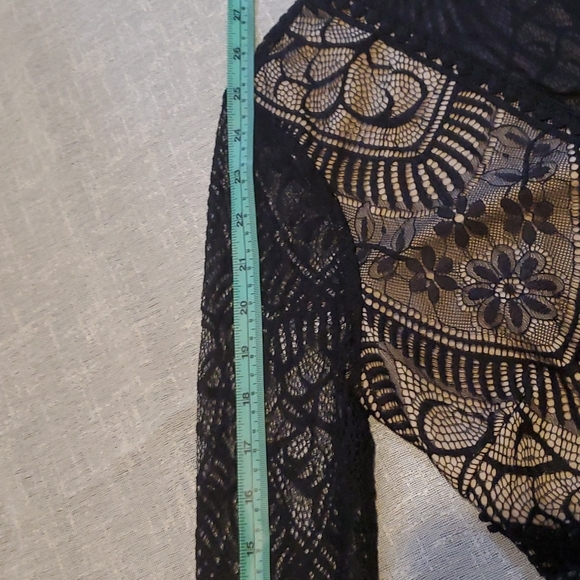 ASTR The Label | Chelsi Long-Sleeved Bodycon Dress | Black Lace and Nude… - Picture 7 of 15